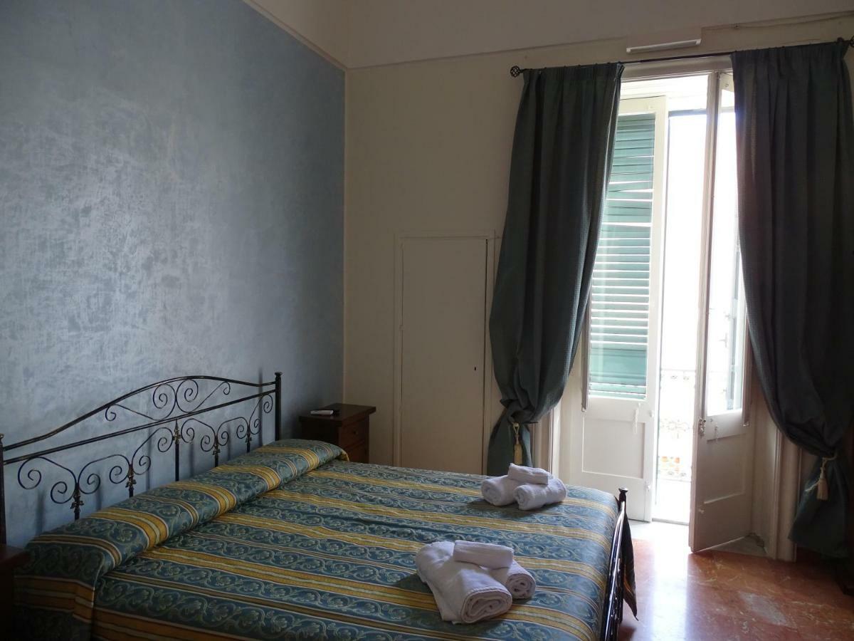 B&B New Antico Palazzo Parabita Exterior foto
